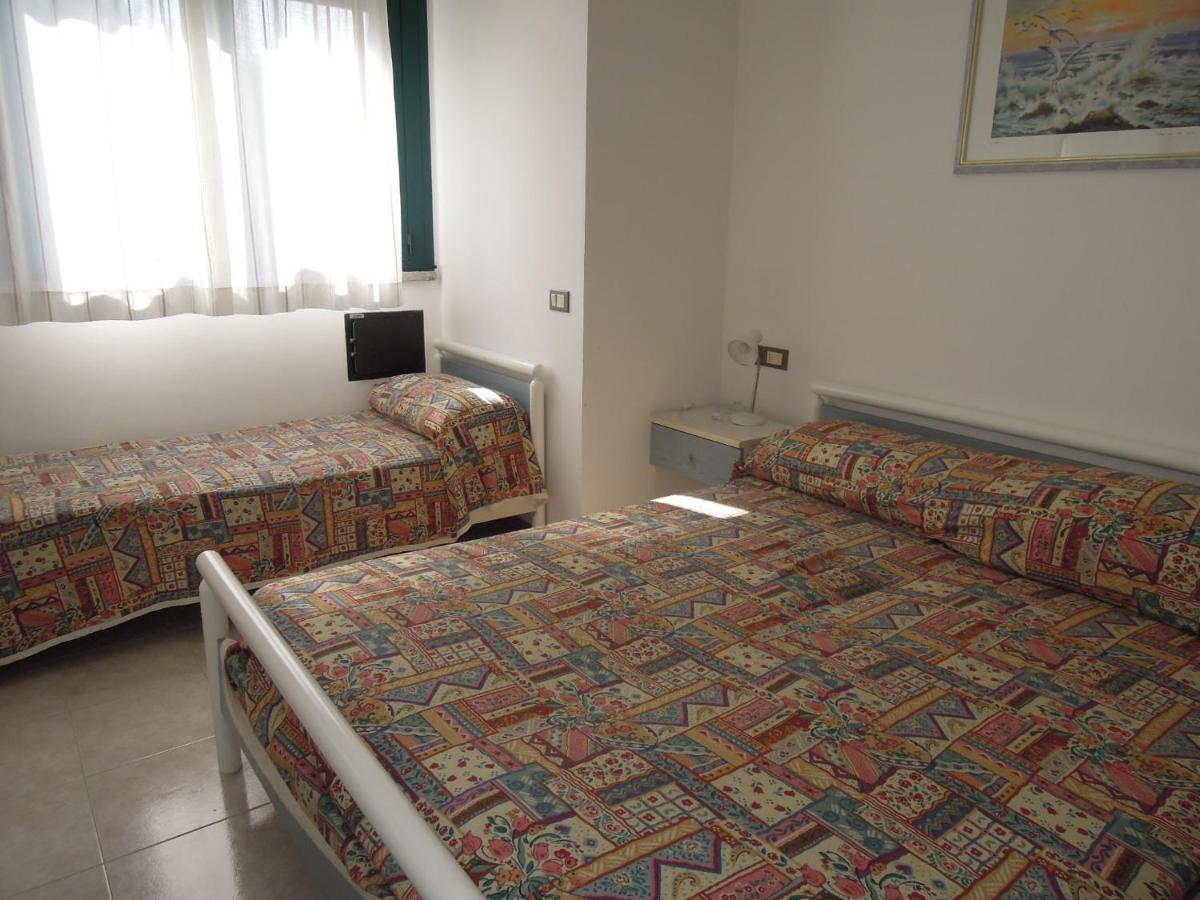 Residence Delle Terme Bibione Eksteriør billede