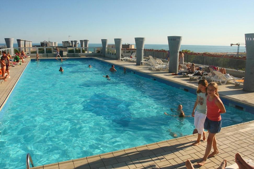 Residence Delle Terme Bibione Eksteriør billede